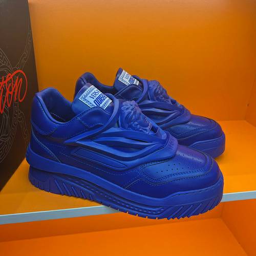 Picture of Versace Shoes Men _SKUfw120243666fw